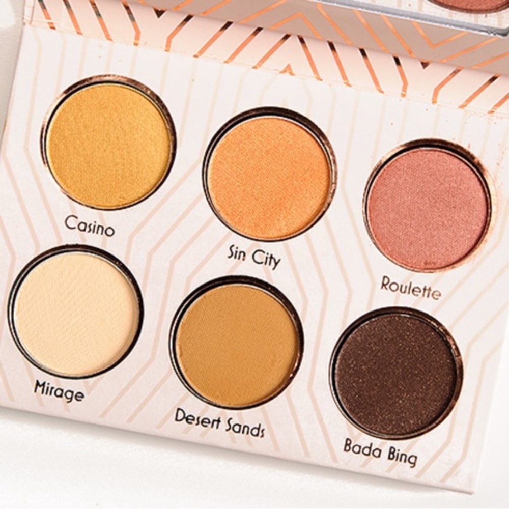 NEW! Makeup Geek 🎲🎰Vegas Lights Eyeshadow Palette